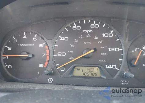 2004 Honda Odyssey Ex z USA, uszkodzony, nr VIN 5FNRL18684B009176